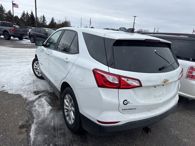 Used 2020 Chevrolet Equinox LS w/ LS Convenience Package image 9