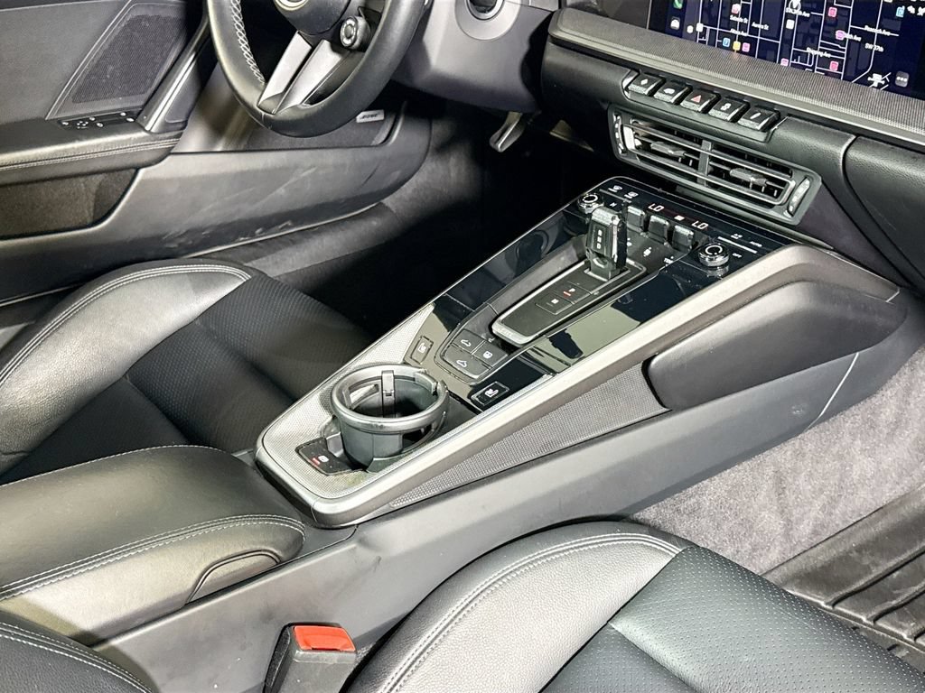 Certified 2022 Porsche 911 Carrera RWD image 20