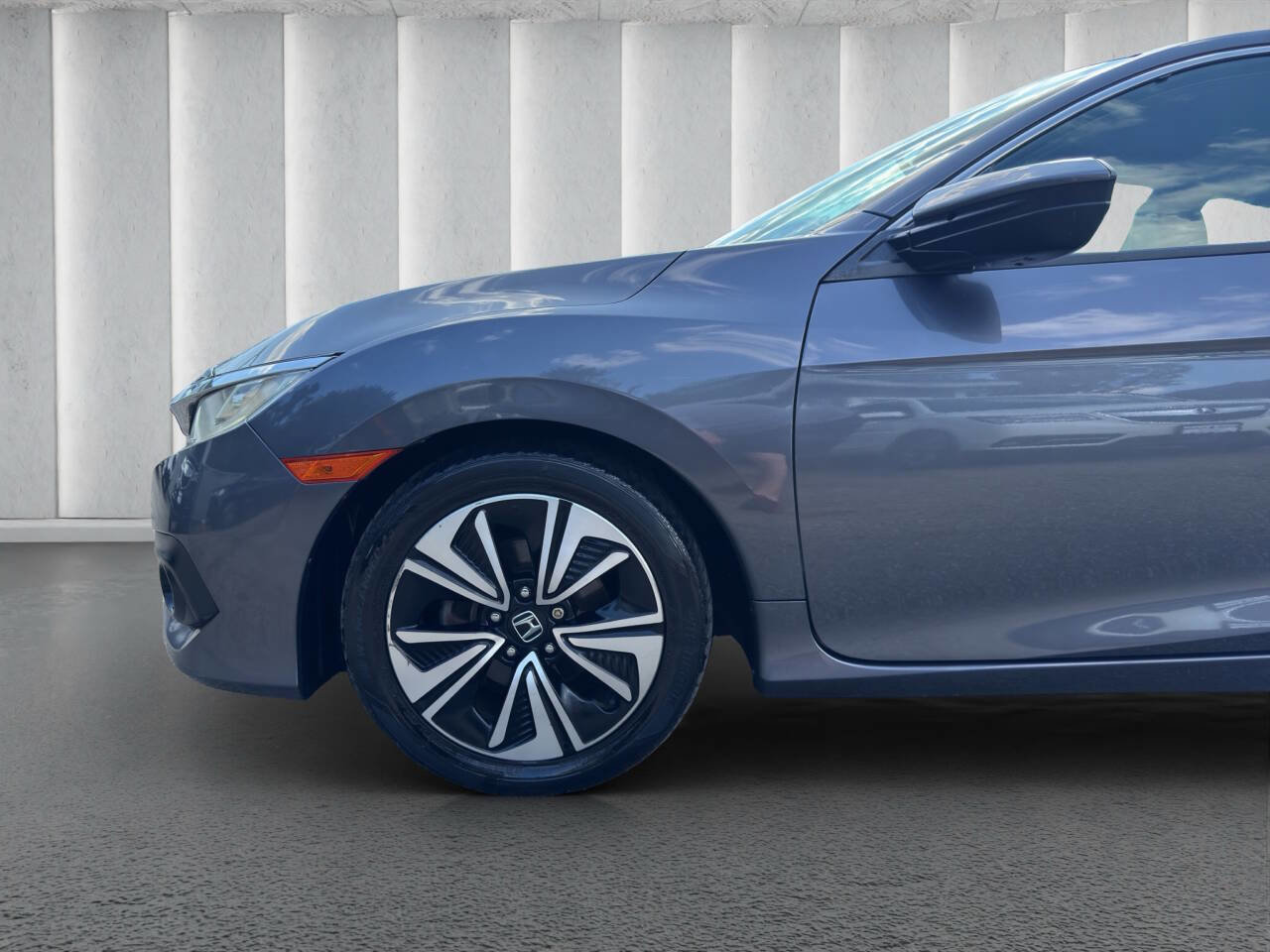 Used 2016 Honda Civic EX-L image 19