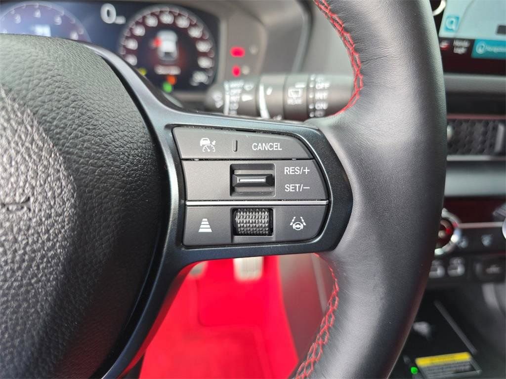 Used 2025 Honda Civic Type R image 31