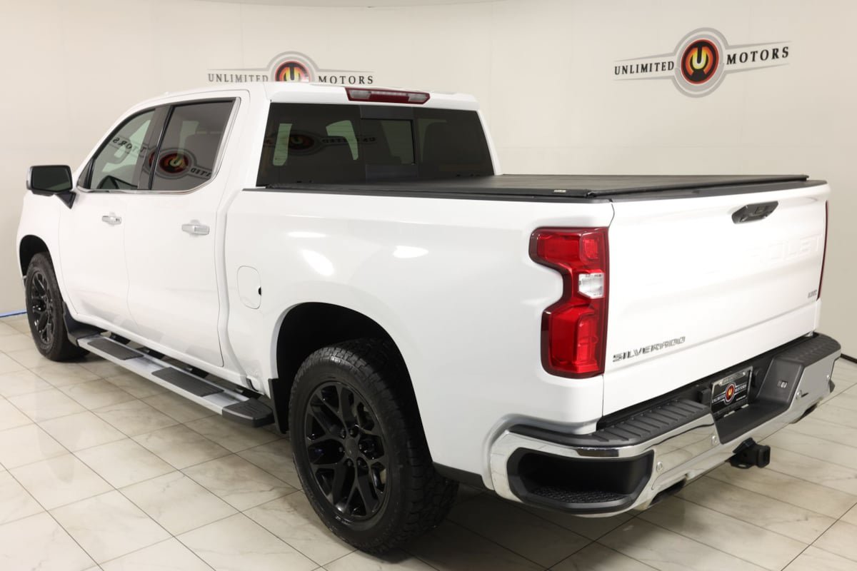 Used 2022 Chevrolet Silverado 1500 LTZ w/ LTZ Convenience Package II AWD/4WD image 4