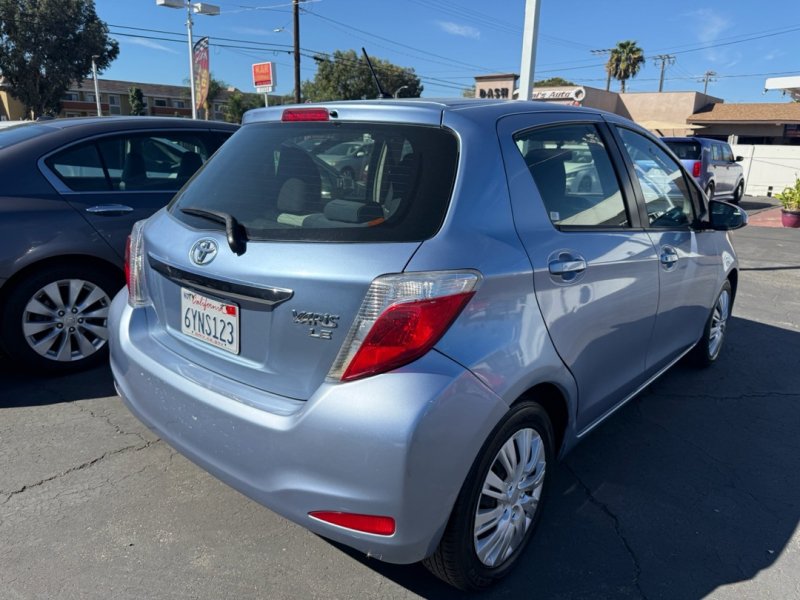 Used 2013 Toyota Yaris LE FWD image 5