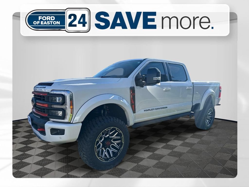 New 2026 Ford F250 Lariat w/ Black Appearance Package