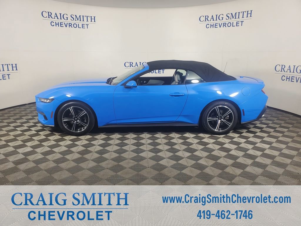 Used 2024 Ford Mustang Premium image 2