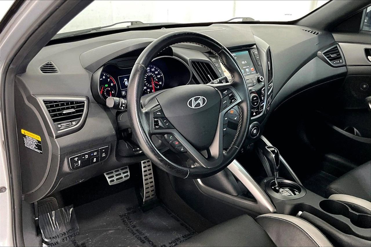 Used 2016 Hyundai Veloster Turbo w/ Option Group 04 image 13