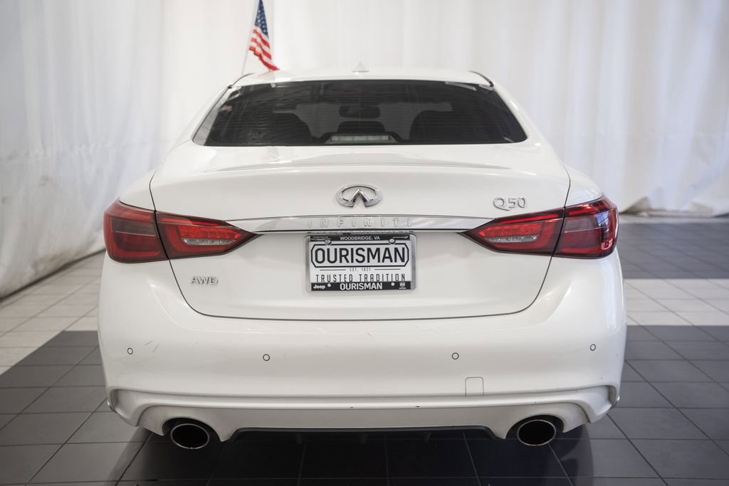 Used 2020 INFINITI Q50 Luxe w/ Essential Package (3.0T Luxe) AWD/4WD image 5