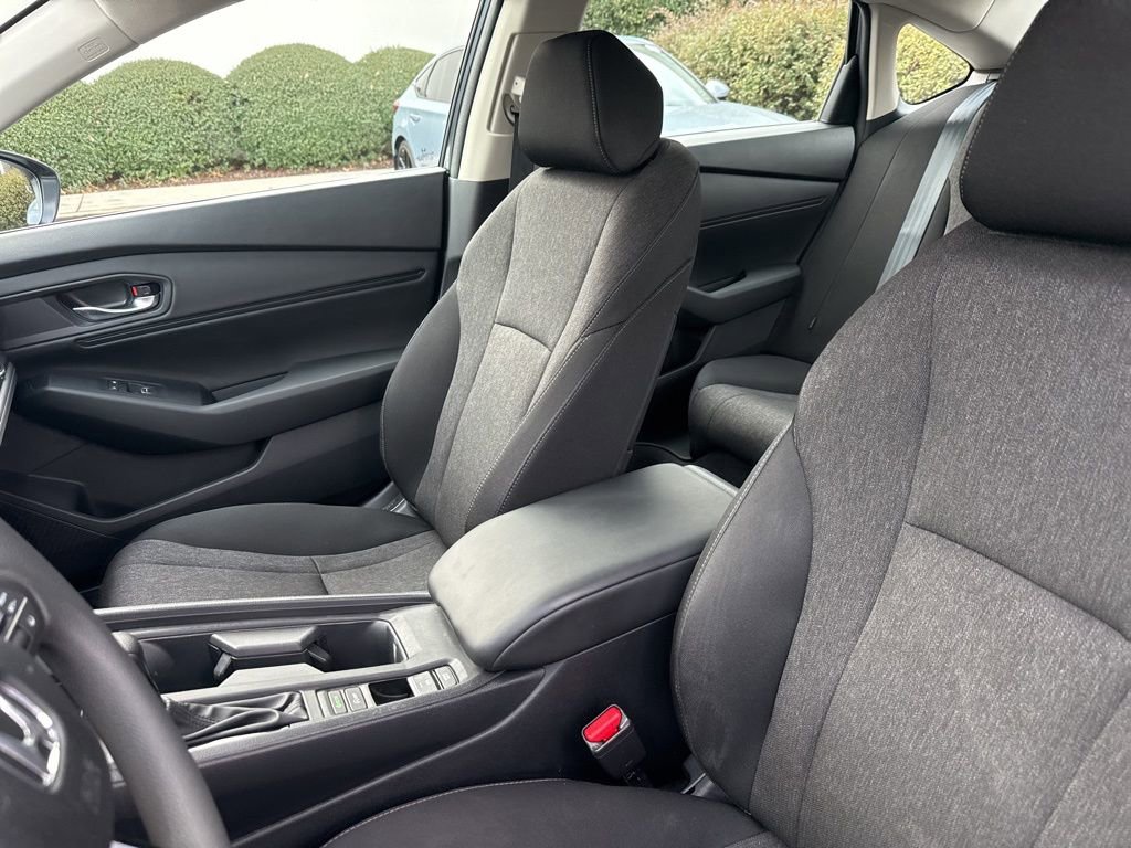 Certified 2023 Honda Accord EX image 24