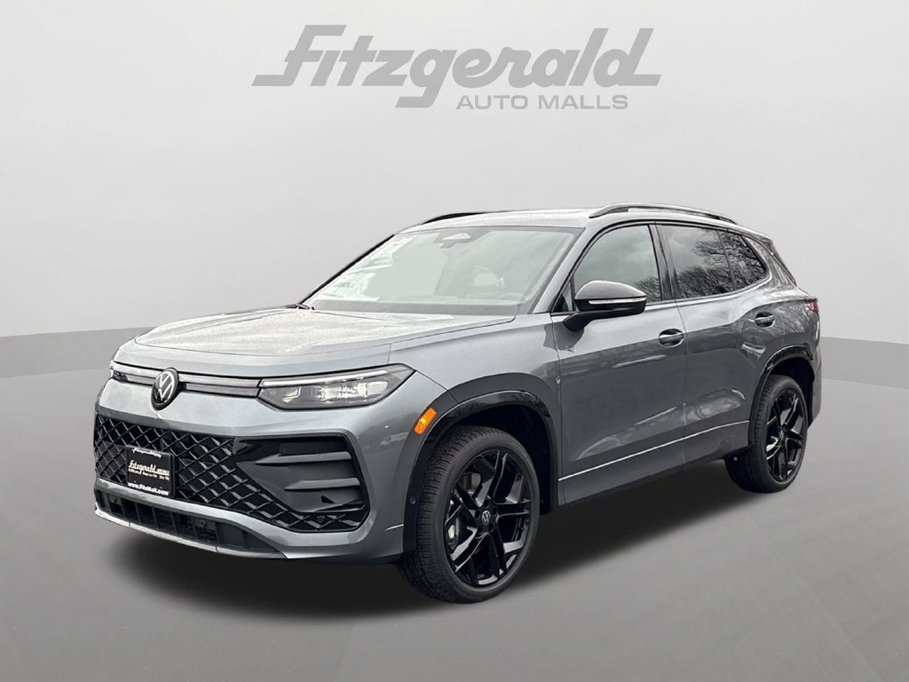 New 2026 Volkswagen Tiguan SE R-Line AWD/4WD image 2