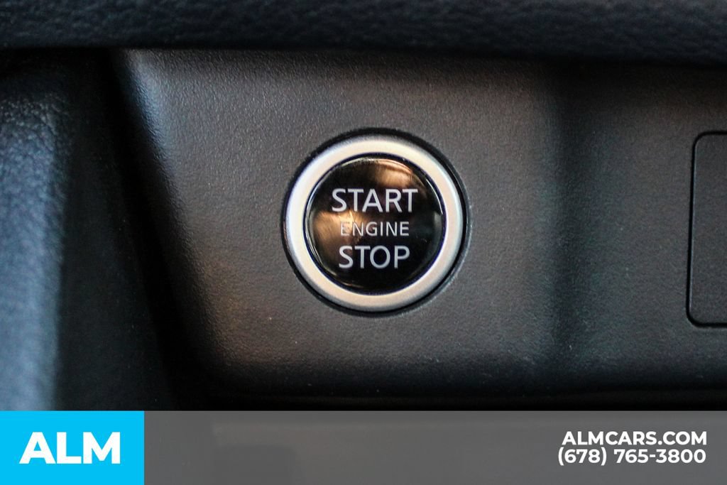 Used 2022 Nissan Rogue SV FWD image 27