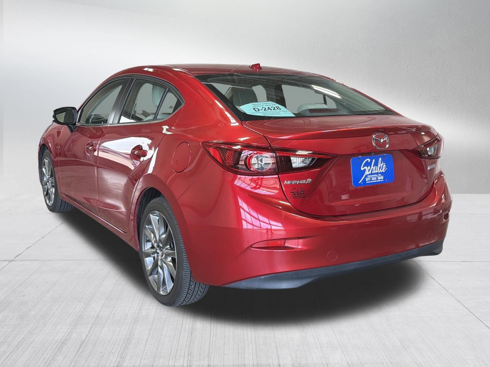 Used 2018 MAZDA MAZDA3 Grand Touring FWD image 5