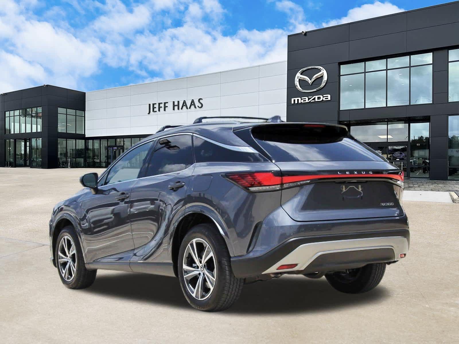 Used 2025 Lexus RX 350 Premium FWD image 2