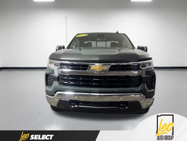 Used 2025 Chevrolet Silverado 1500 LT w/ Z71 Off-Road Package AWD/4WD image 2