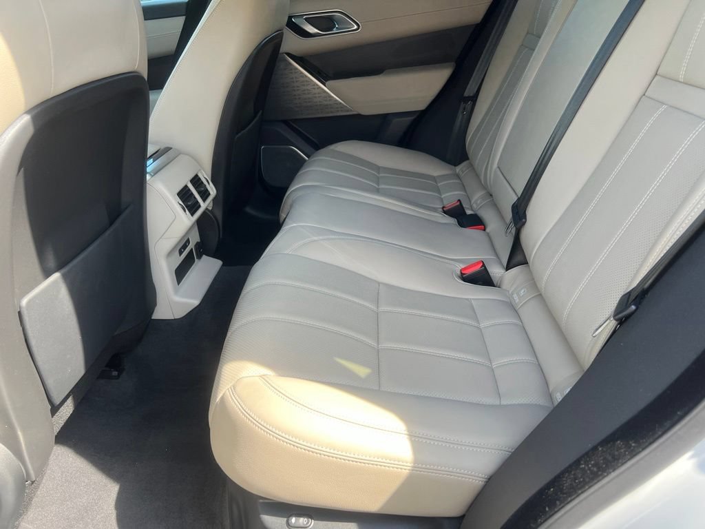 Used 2022 Land Rover Range Rover Velar R-Dynamic S AWD/4WD image 15