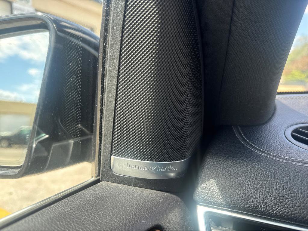 Used 2017 Mercedes-Benz GLS 450 4MATIC image 25