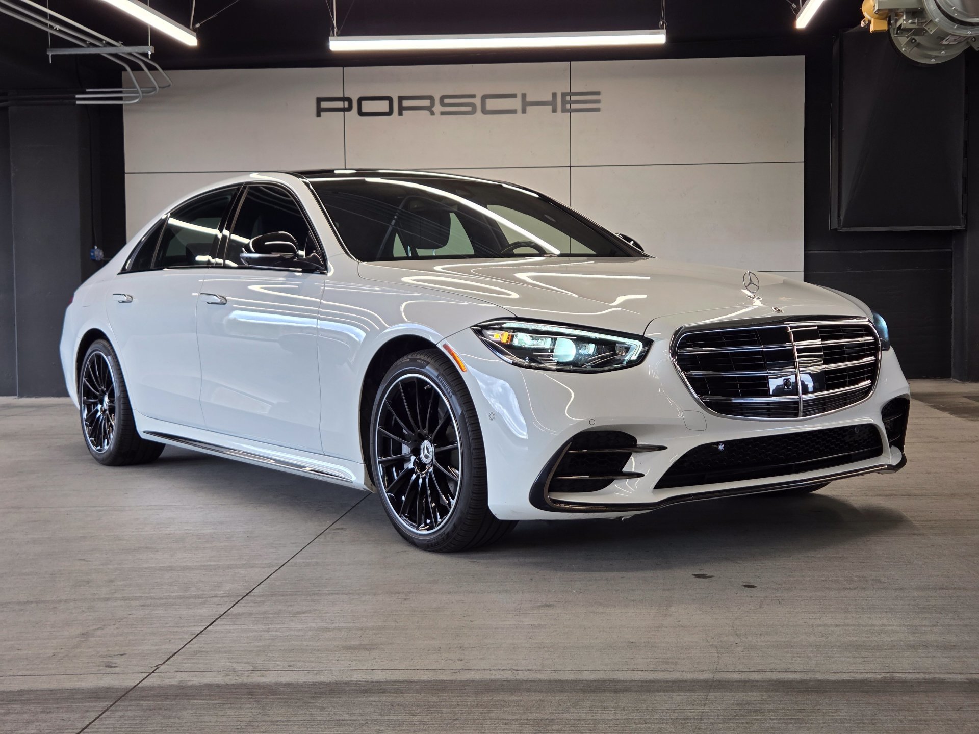 Used 2024 Mercedes-Benz S 580 4MATIC Sedan image 32