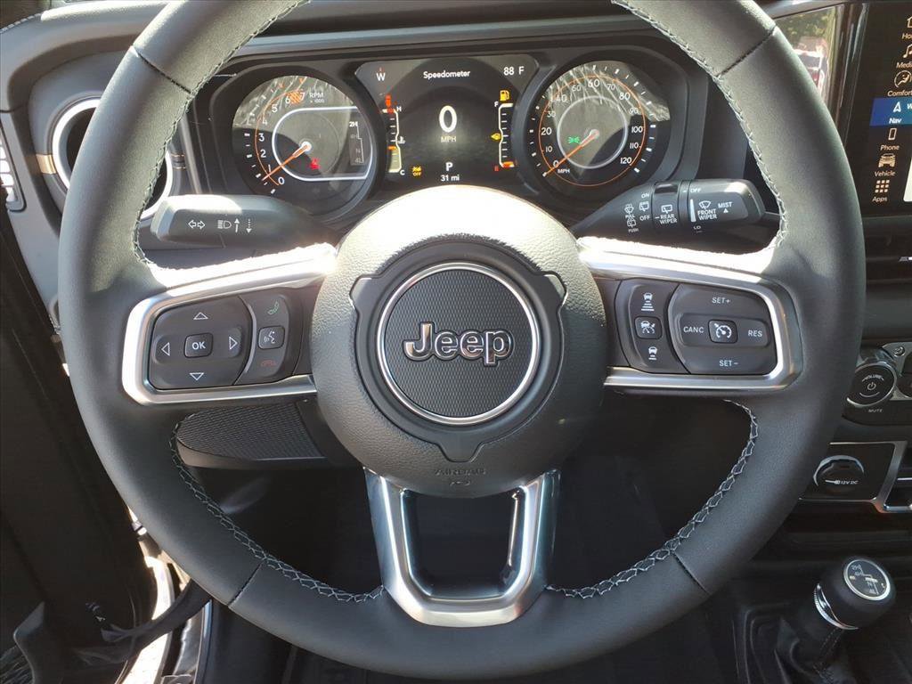 New 2026 Jeep Wrangler Unlimited Sahara AWD/4WD image 11