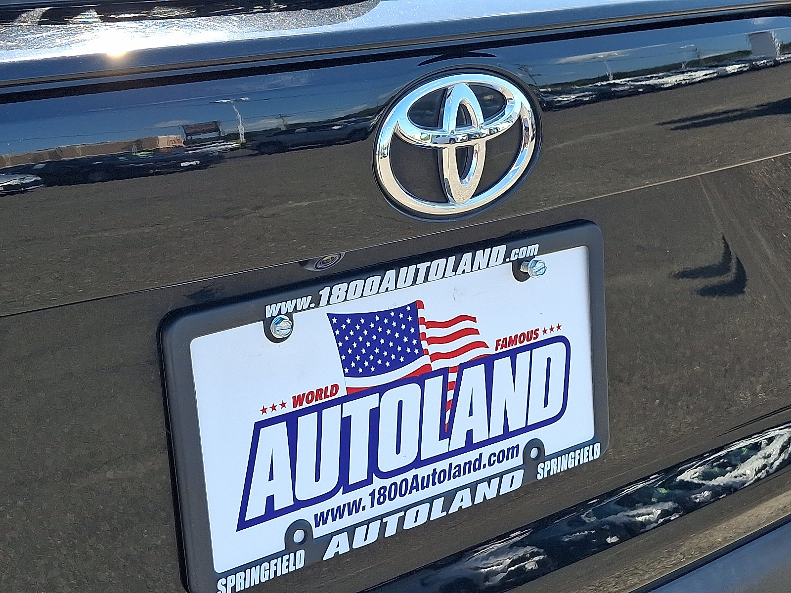 Used 2021 Toyota RAV4 LE w/ Carpet Mat Package (TMS) AWD/4WD image 30