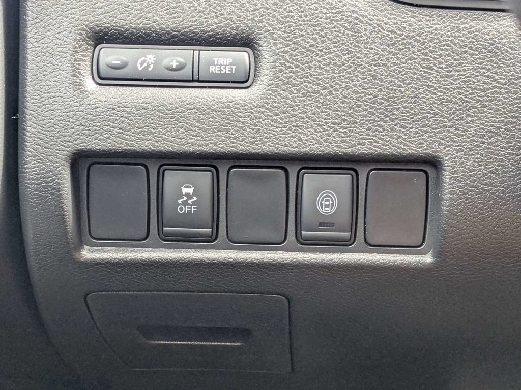 Used 2020 Nissan Murano S w/ Technology Package FWD image 19