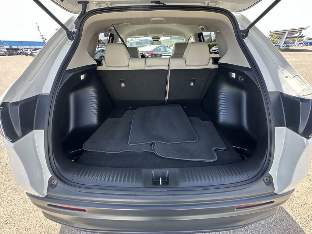 Certified 2024 Honda HR-V LX image 33