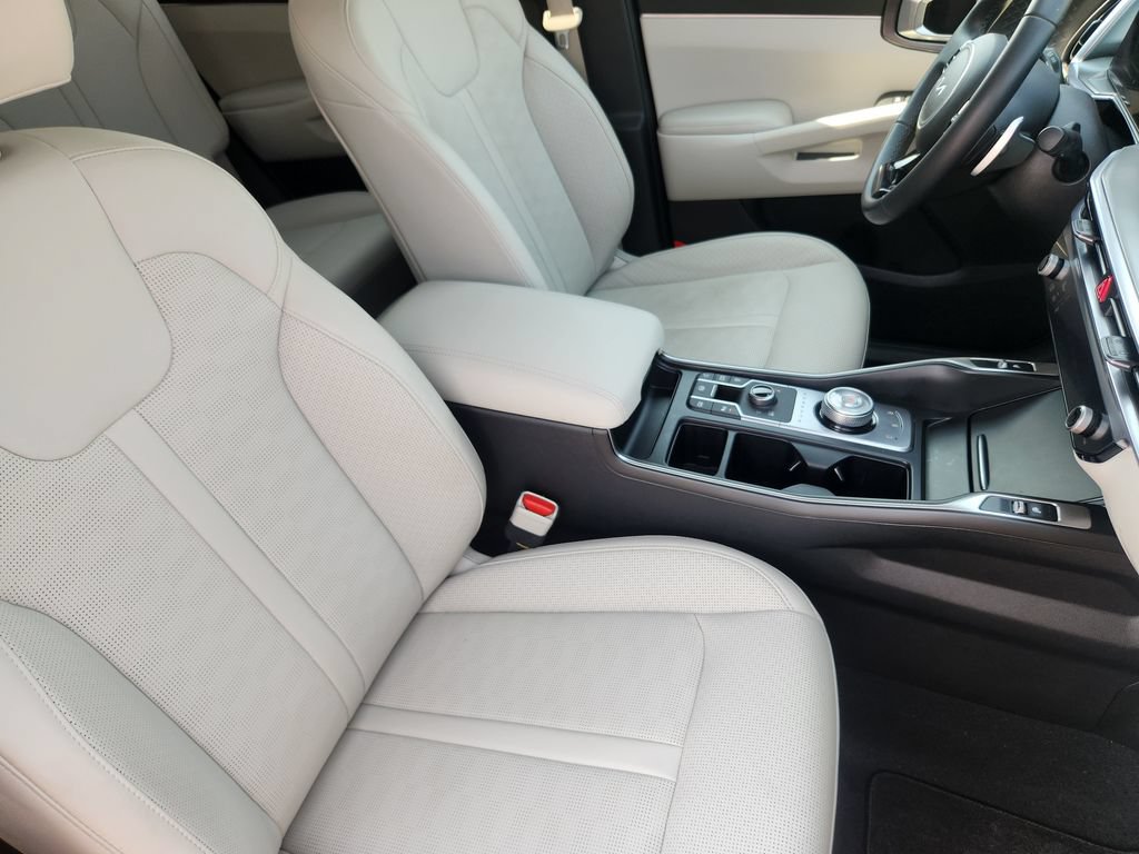 Certified 2025 Kia Sorento EX w/ EX Panoramic Sunroof Package AWD/4WD image 19