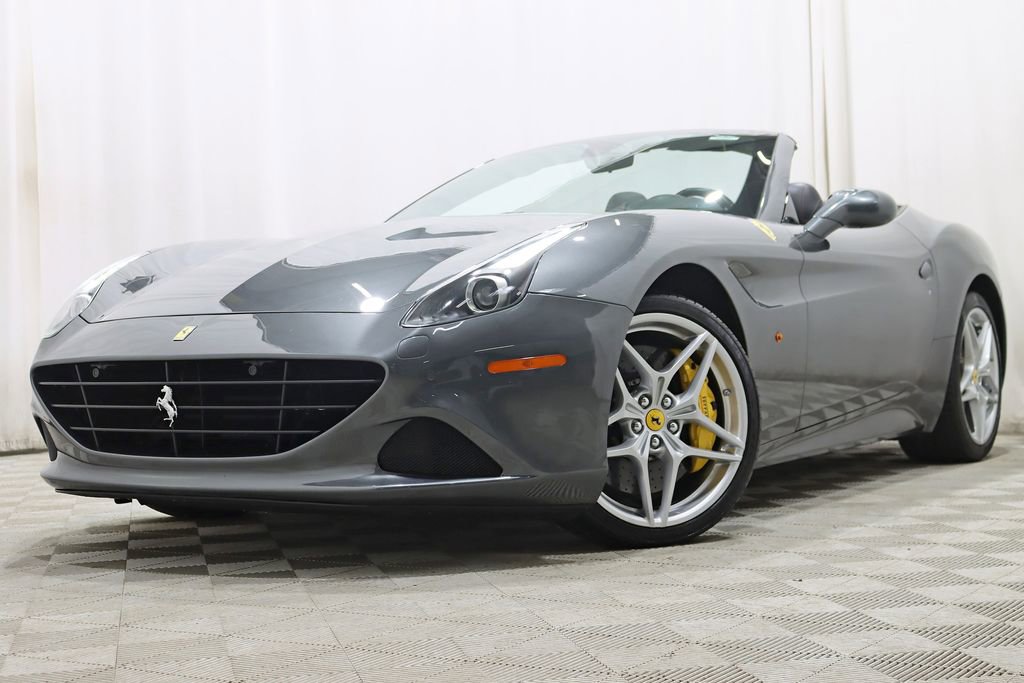 Used 2016 Ferrari California T image 7