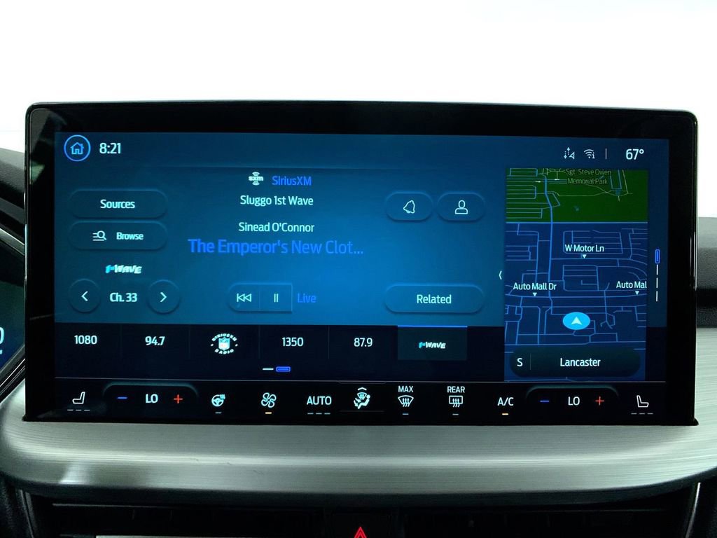 New 2023 Ford Escape SE w/ PHEV Premium Package FWD image 28
