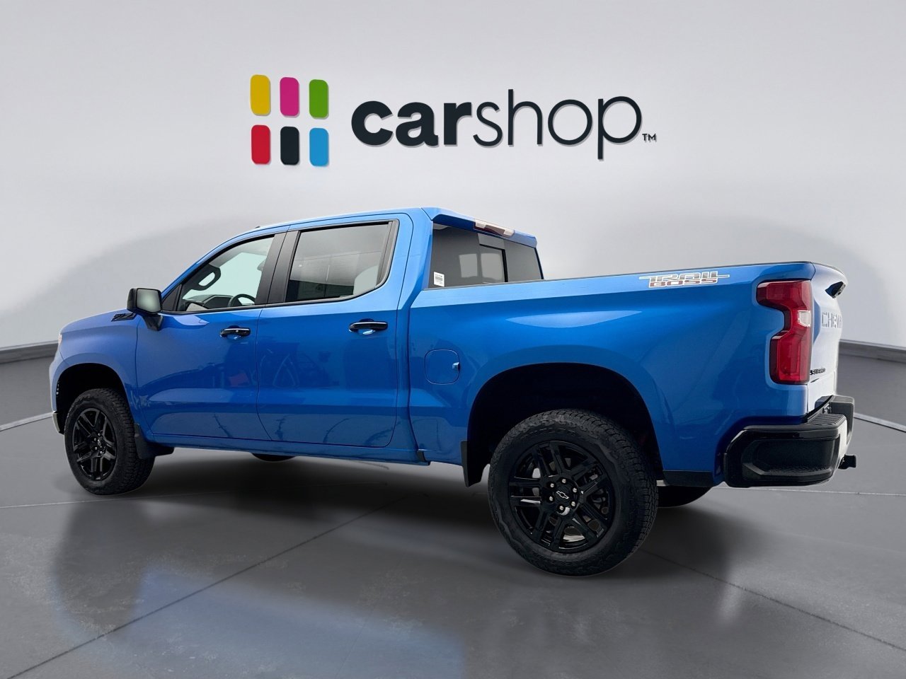 Used 2025 Chevrolet Silverado 1500 LT Trail Boss w/ Convenience Package II AWD/4WD image 3