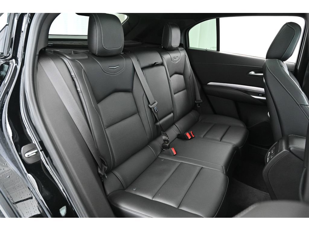 Used 2024 Cadillac XT4 Premium Luxury image 19