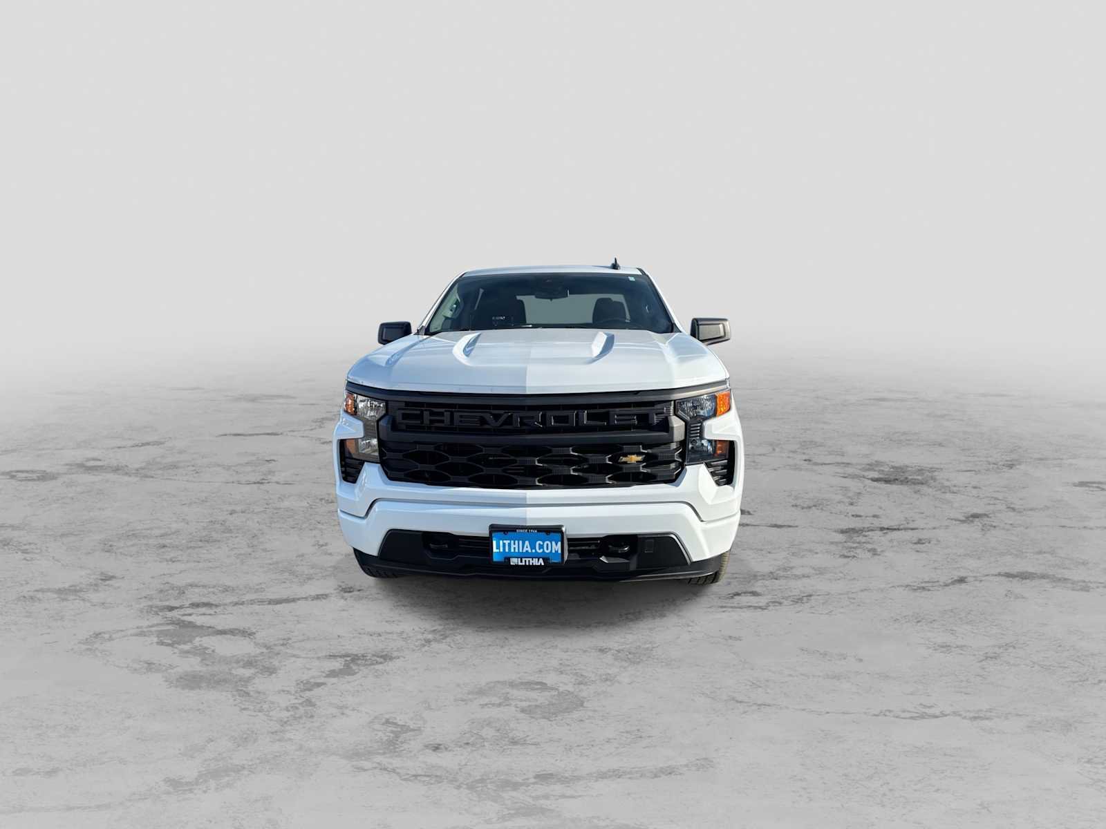 Used 2022 Chevrolet Silverado 1500 Custom image 3