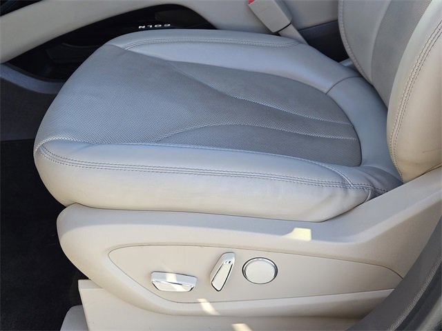 Certified 2022 Lincoln Nautilus Reserve w/ Equipment Group 201A image 24