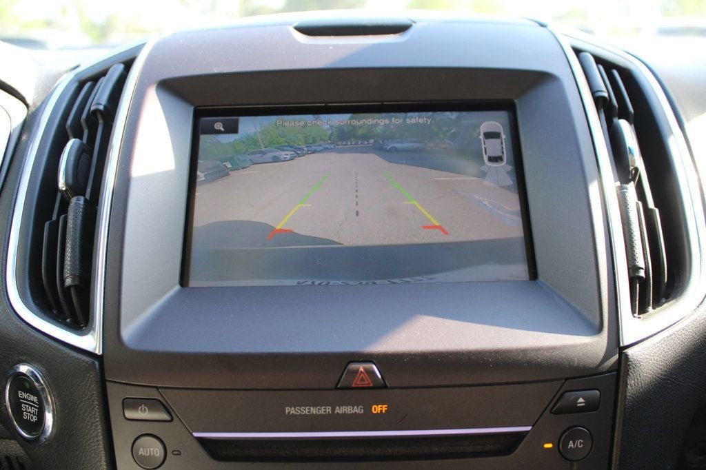 Used 2015 Ford Edge Titanium w/ Equipment Group 301A FWD image 20