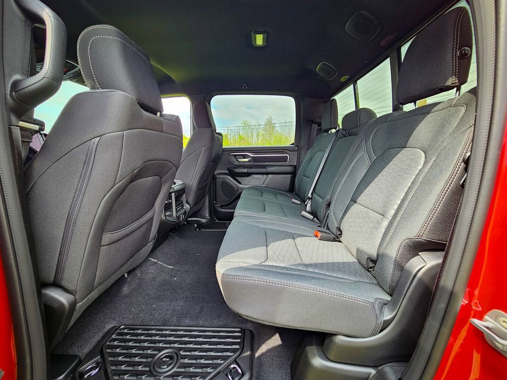 New 2026 RAM 1500 4x4 Crew Cab image 37