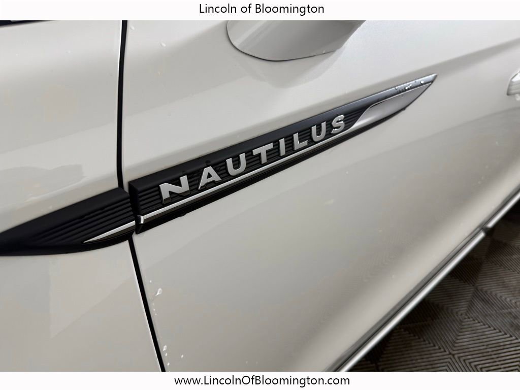 Certified 2023 Lincoln Nautilus Reserve w/ Equipment Group 201A image 14