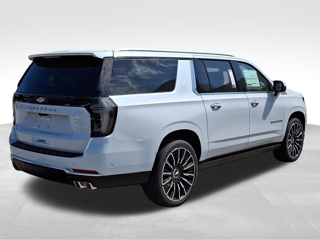 New 2026 Chevrolet Suburban High Country image 4