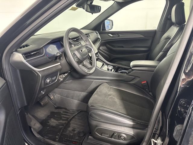 Certified 2023 Jeep Grand Cherokee L Laredo image 13