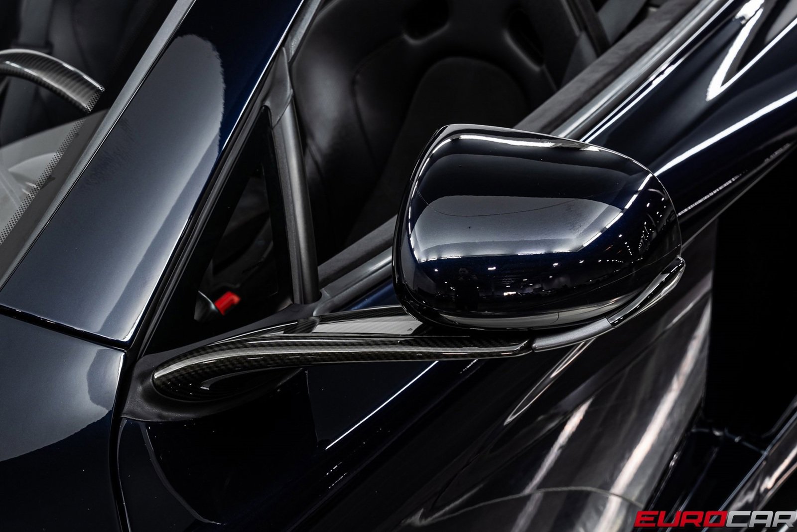 Used 2016 McLaren 675LT Spider image 21