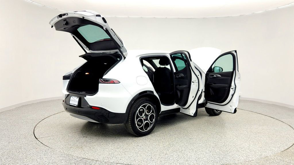 Used 2024 Alfa Romeo Tonale Ti image 11