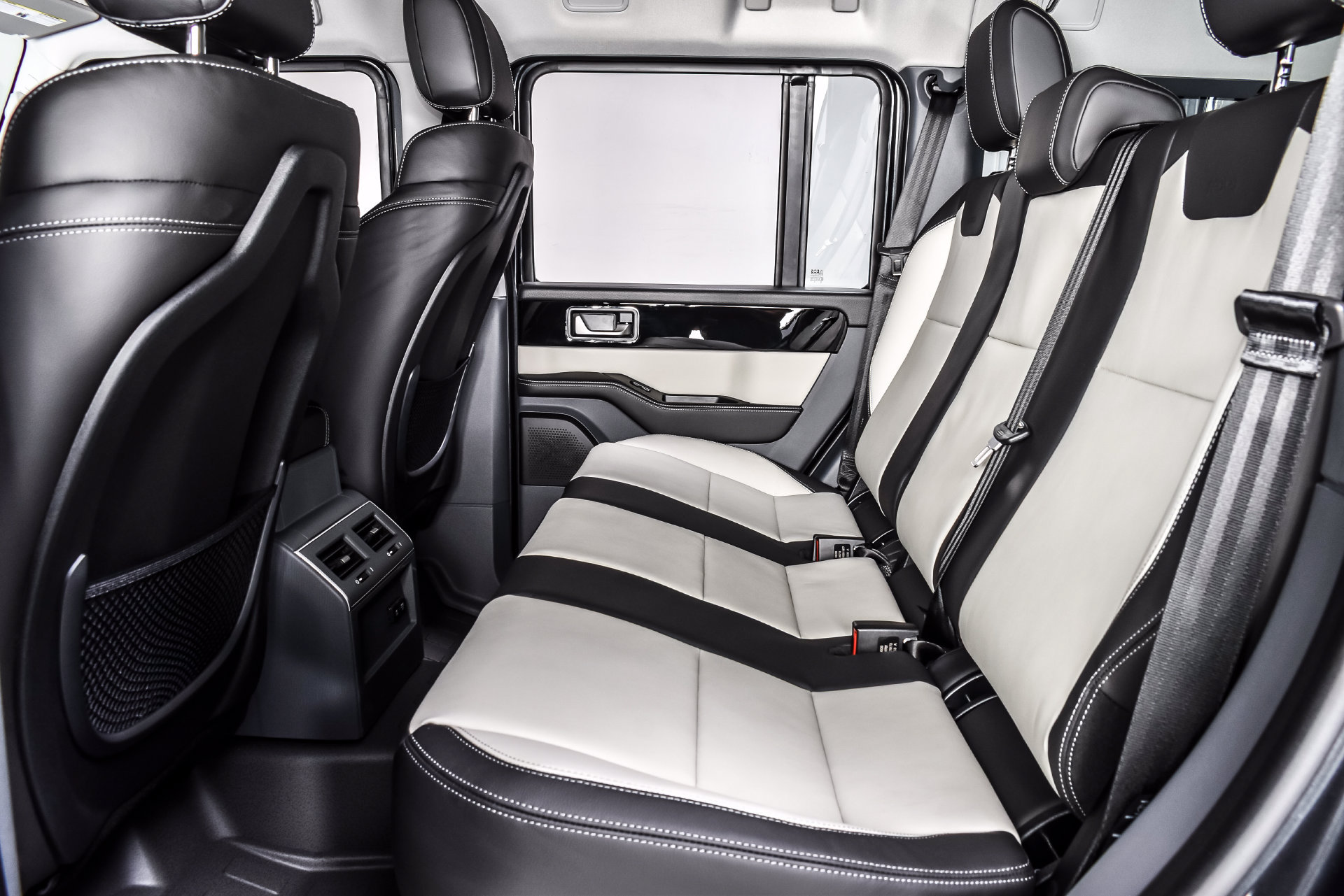 New 2026 INEOS Grenadier Station Wagon AWD/4WD image 18