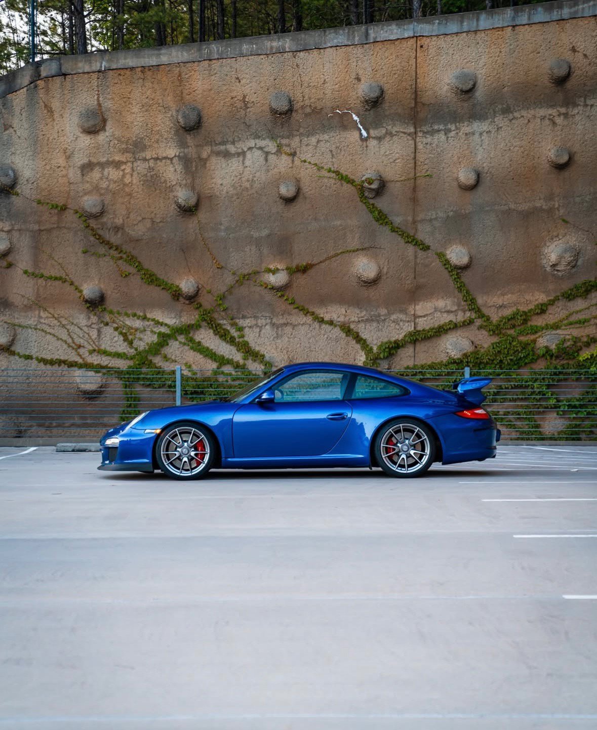 Used 2010 Porsche 911 GT3 RWD image 38