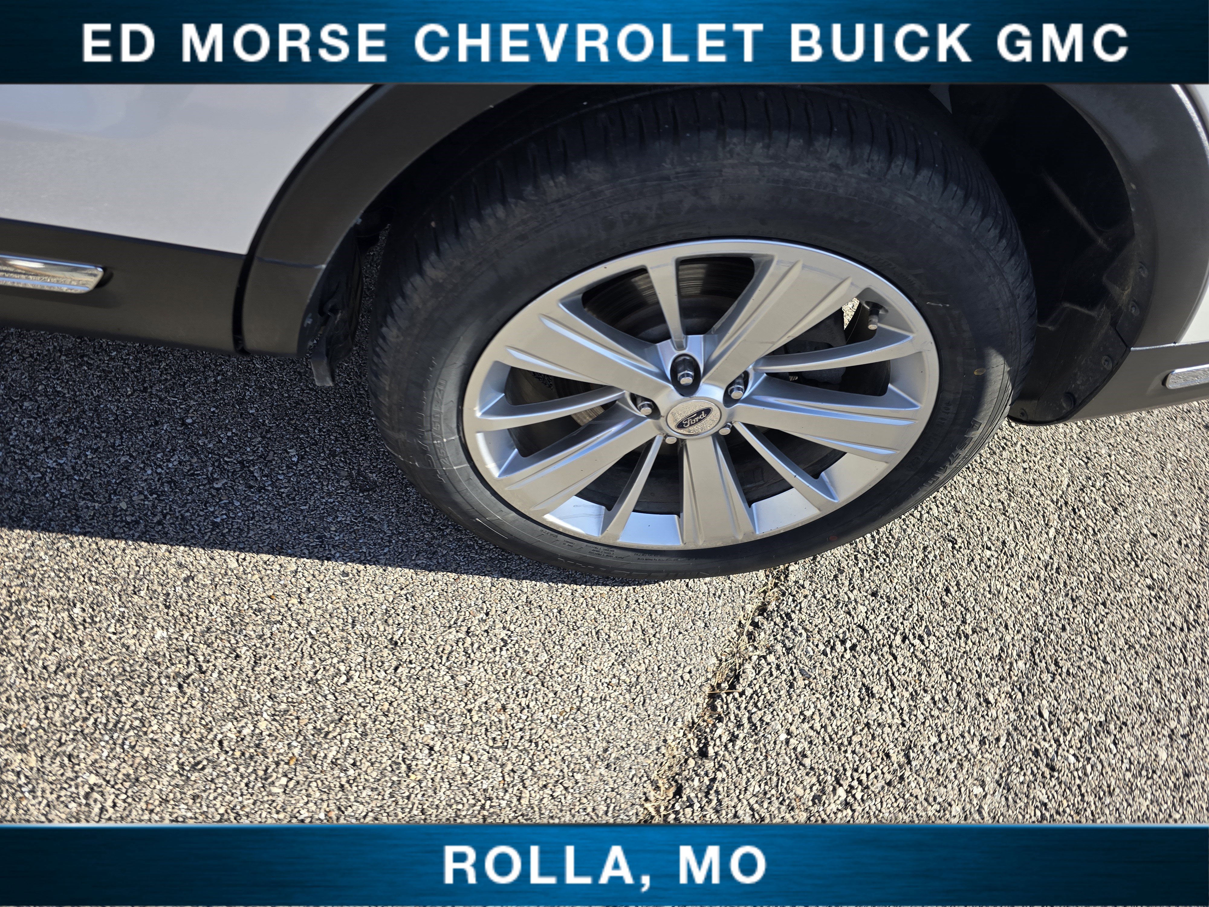 Used 2019 Ford Explorer Limited w/ Ford Safe & Smart Package image 10