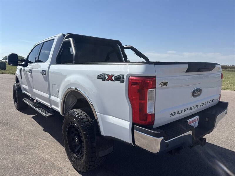 Used 2019 Ford F250 XLT w/ XLT Value Package image 5