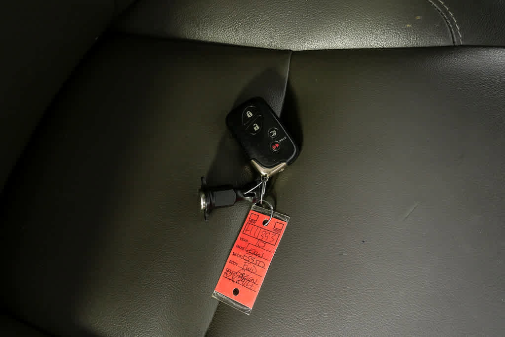 Used 2010 Lexus ES 350 image 24