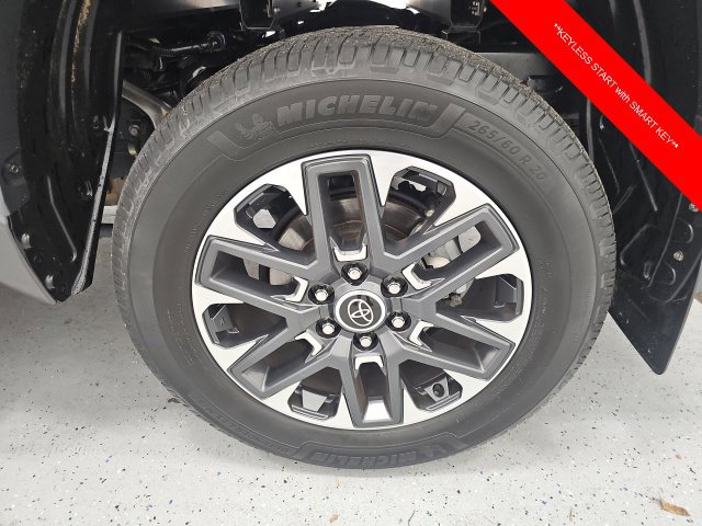 Used 2023 Toyota Tundra Limited AWD/4WD image 10