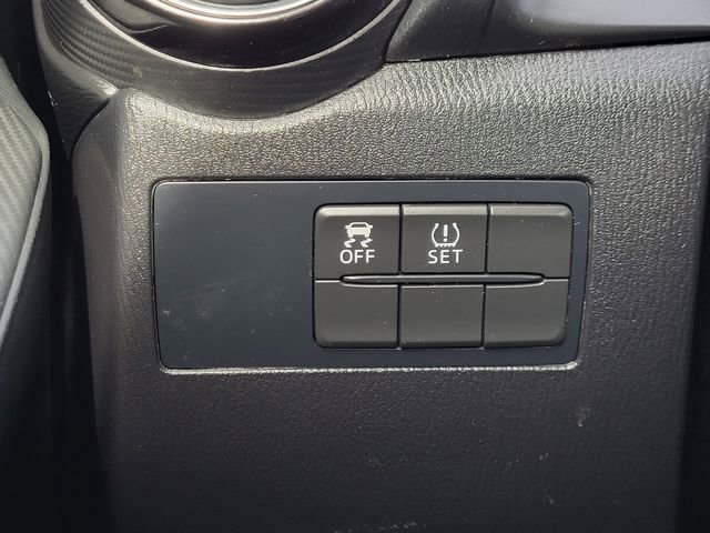 Used 2016 Scion iA image 12