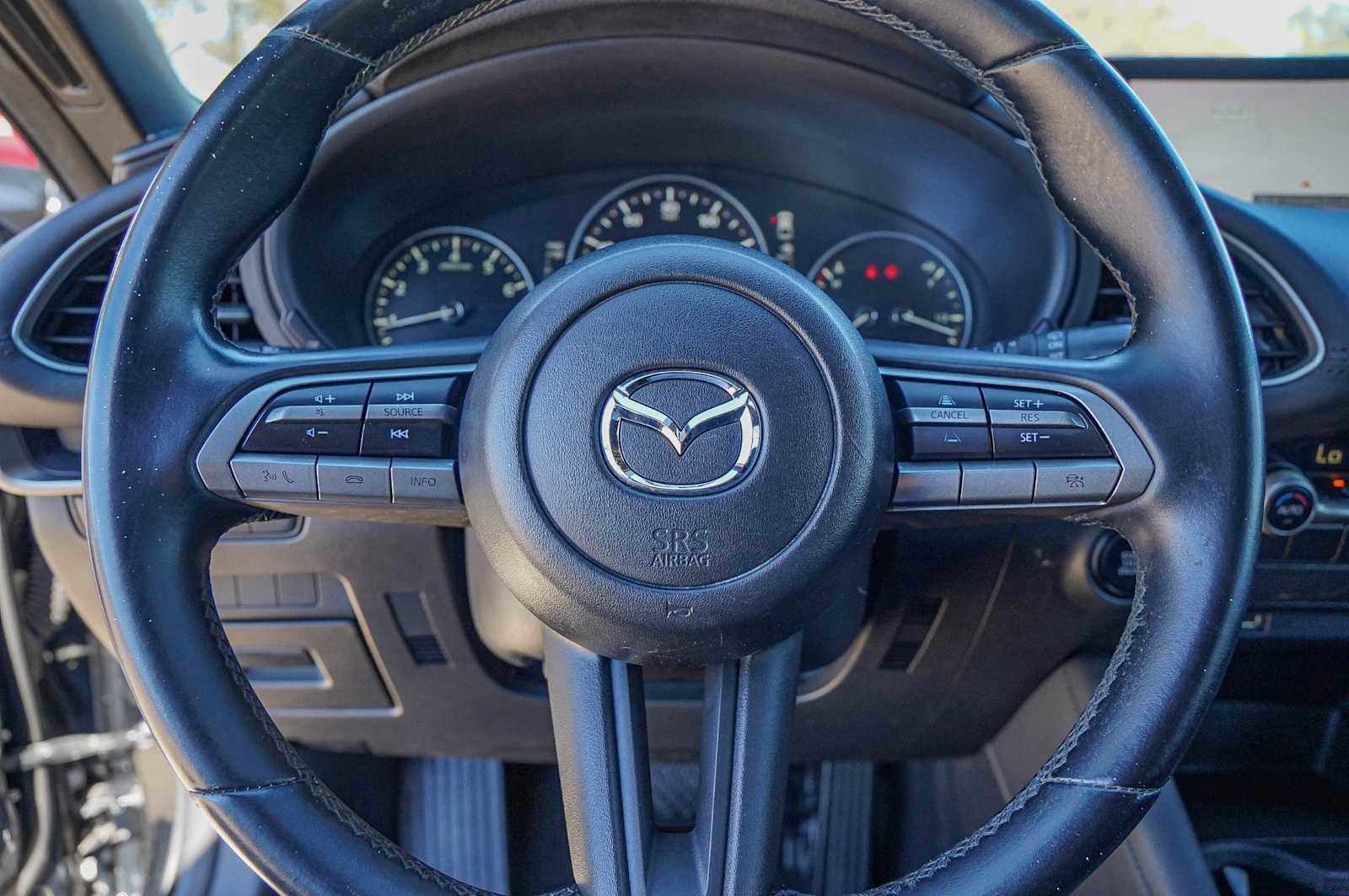 Used 2021 MAZDA MAZDA3 s image 12