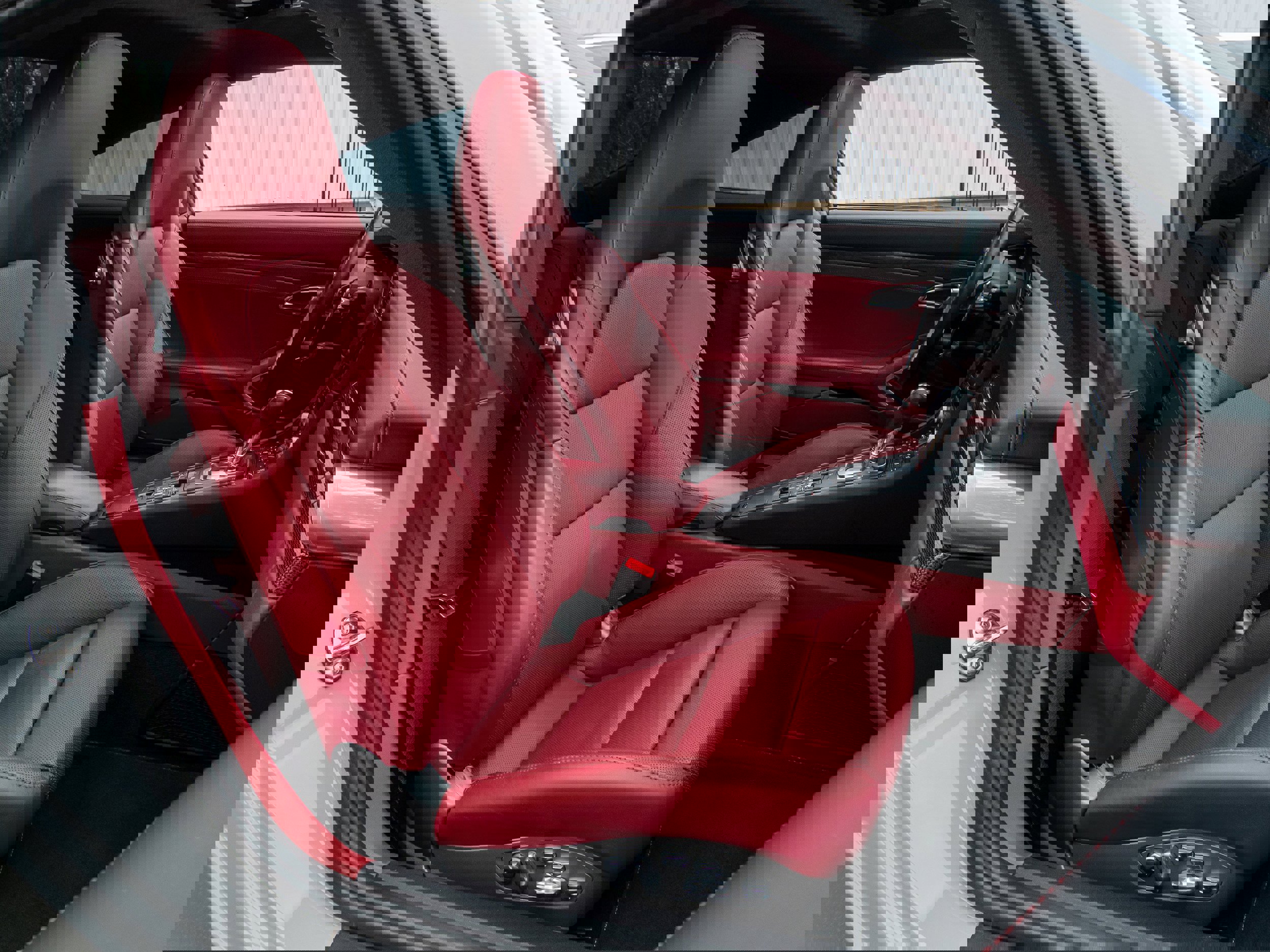 Used 2019 Porsche 911 Turbo S image 43