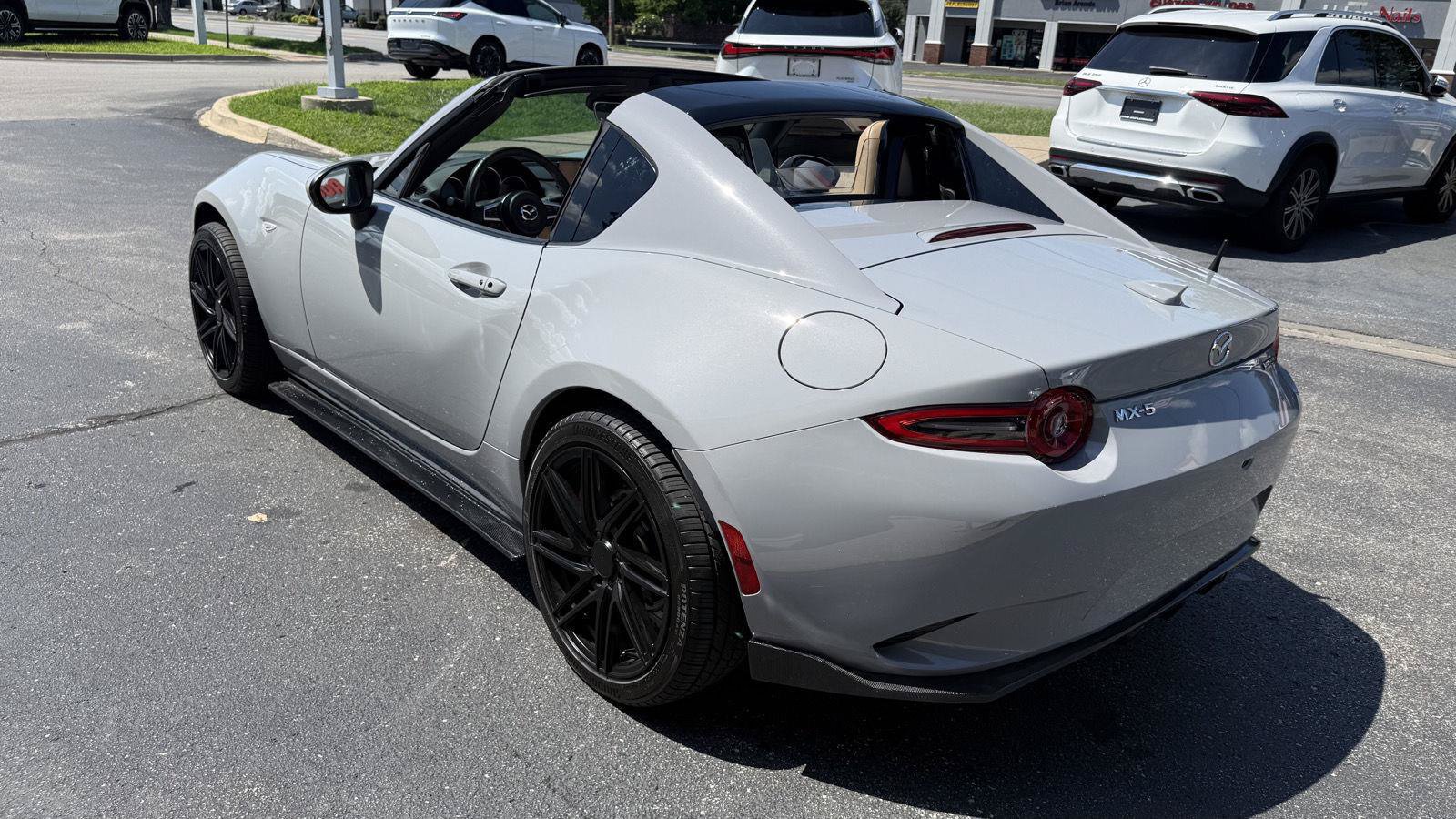 Used 2025 MAZDA MX-5 Miata RF Grand Touring RWD image 6