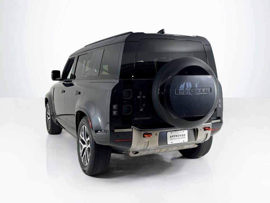 Used 2023 Land Rover Defender 110 X image 3