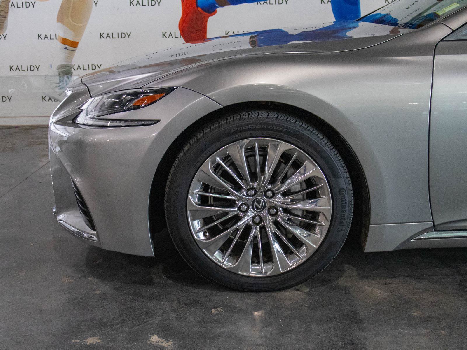 Used 2020 Lexus LS 500 w/ Interior Upgrade Package RWD image 17
