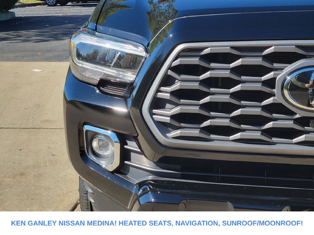 Used 2023 Toyota Tacoma Limited AWD/4WD image 10